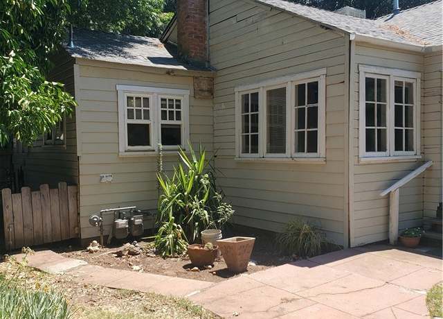Property at 125 W 18th St, Chico, CA 95928, 3 beds, 1.5 baths