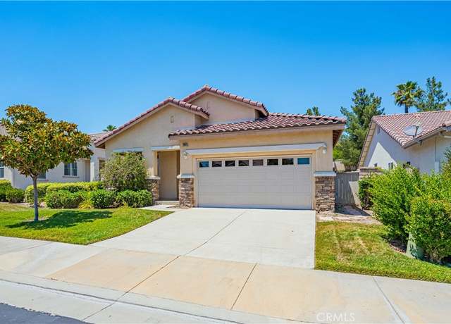 Property at 28044 Oakhaven Ln, Menifee, CA 92584, 2 beds, 2 baths