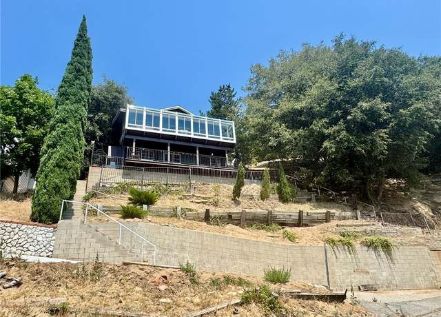 Property at 299 Darfo Dr, Crestline, CA 92325, 3 beds, 2 baths
