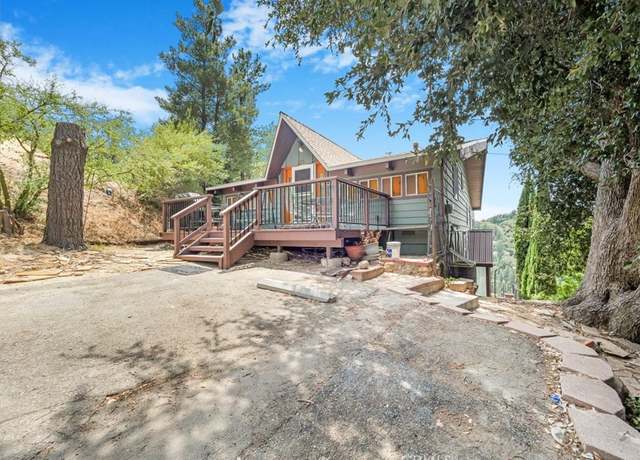 Property at 299 Darfo Dr, Crestline, CA 92325, 3 beds, 2 baths