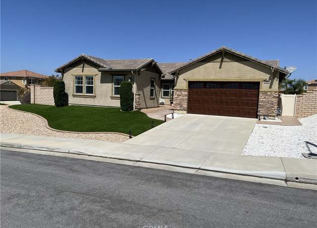 Property at 32458 Daisy Dr, Winchester, CA 92596, 3 beds, 2.5 baths