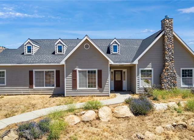 Property at 21509 Stage Dr, Tehachapi, CA 93561, 3 beds, 2 baths