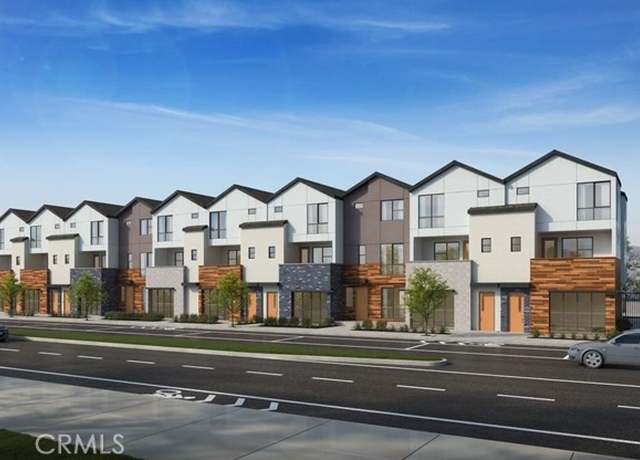 Property at 5864 Linden Ave Ave #5, Long Beach, CA 90805, 4 beds, 3.5 baths