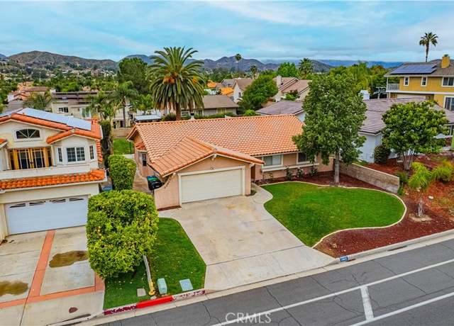Property at 23825 N Canyon Lake Dr, Canyon Lake, CA 92587, 3 beds, 2 baths