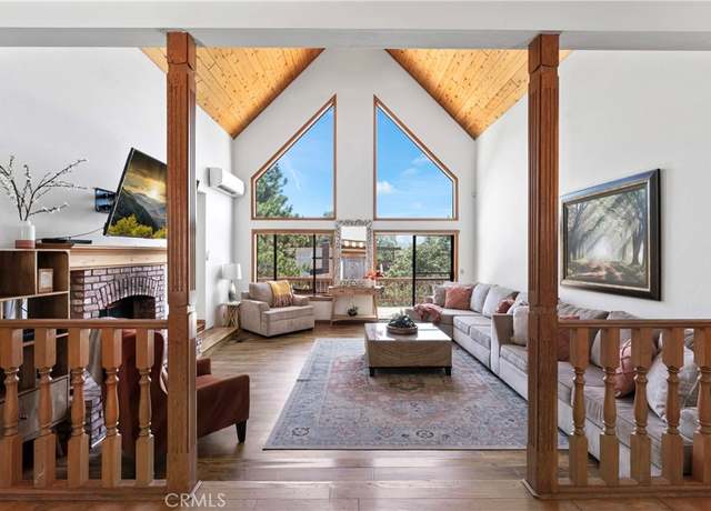 Property at 27363 Matterhorn Dr, Lake Arrowhead, CA 92352, 5 beds, 2.5 baths
