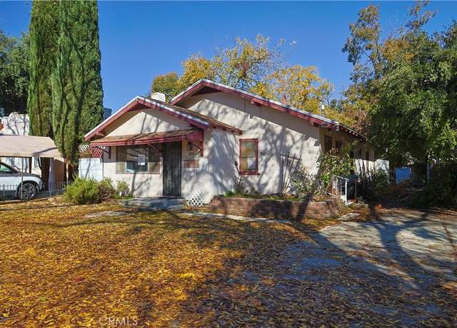 Property at 415 W 25th St, Merced, CA 95340, 4 beds, 2 baths