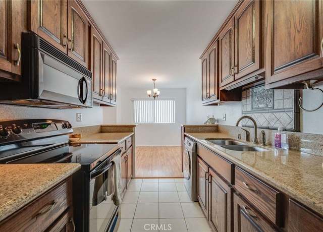 Property at 5400 Newcastle Ave #56, Encino, CA 91316, 3 beds, 2 baths