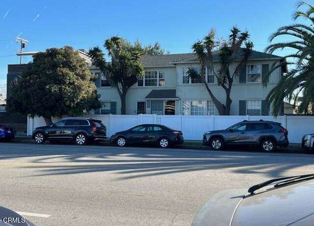 Property at 414 Grand Blvd, Venice, CA 90291, 8 beds, 4 baths