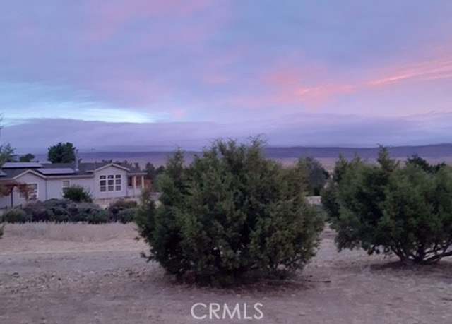 Property at 14451 Dorris Rd, Santa Margarita, CA 93453, 2 beds, 2 baths