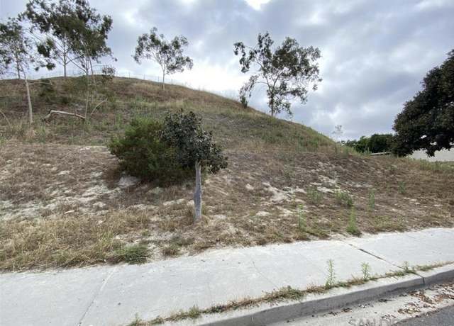 Property at 1702 Havenwood Dr, Oceanside, CA 92056