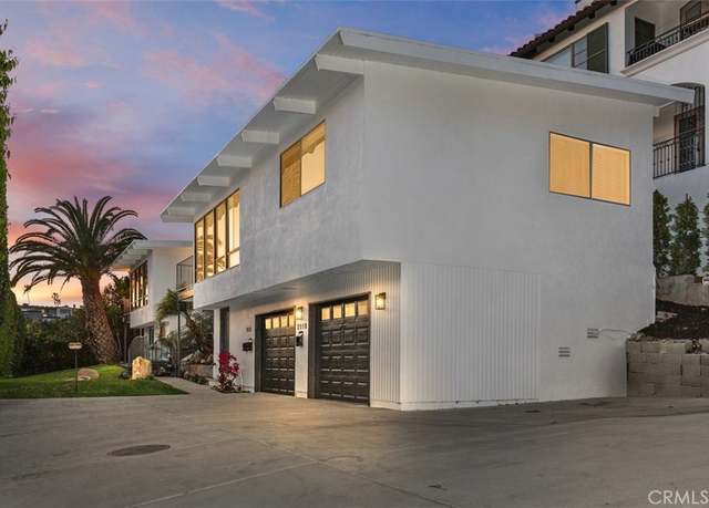 Property at 2516 Bayside Dr, Corona Del Mar, CA 92625, 5 beds, 5 baths