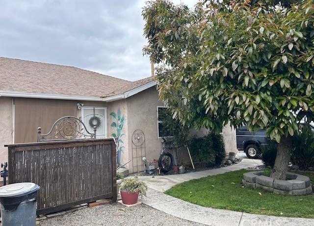 Property at 139-1/2 N 12th Ave, Upland, CA 91786, 3 beds, 2 baths