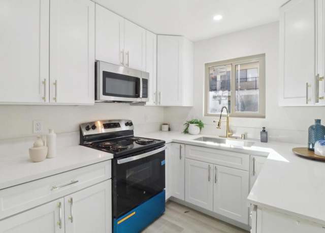 Property at 3535 Monroe Ave #5, San Diego, CA 92116, 2 beds, 2 baths