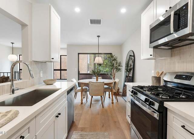 Property at 5322 Colodny Dr #5, Agoura Hills, CA 91301, 3 beds, 2 baths
