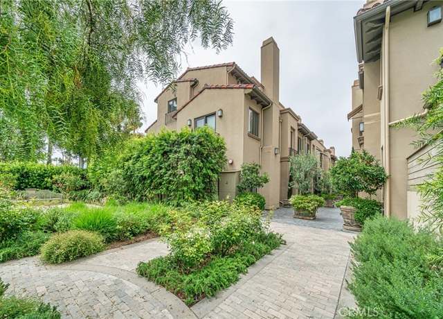 Property at 823 S Bundy Dr #110, Los Angeles, CA 90049, 4 beds, 4.5 baths