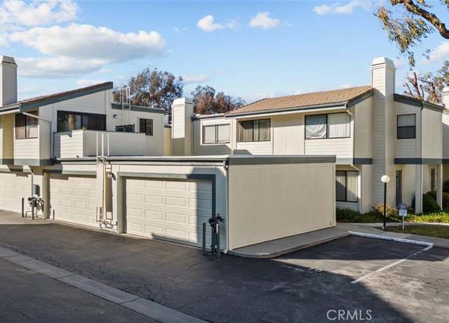 Property at 10512 Sunland Blvd #2, Sunland, CA 91040, 3 beds, 2.5 baths