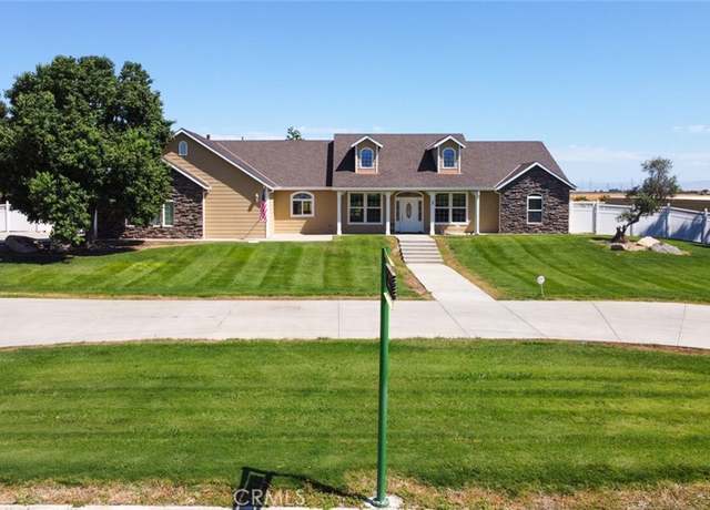 Property at 4040 E Vassar, Merced, CA 95348, 4 beds, 3 baths