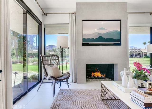 Property at 9 Whittier Ct, Rancho Mirage, CA 92270, 3 beds, 2 baths