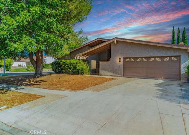 Property at 2653 End Ct, Lancaster, CA 93536, 4 beds, 2 baths