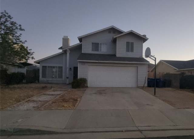 Property at 4820 Katrina Pl, Palmdale, CA 93552, 4 beds, 3 baths