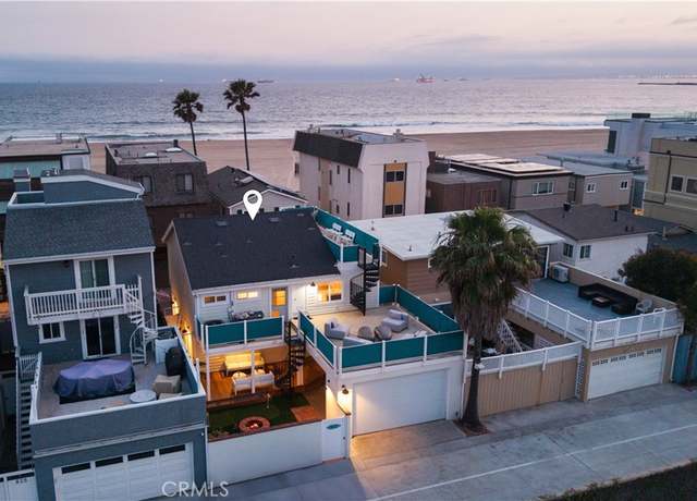 Property at 29 Surfside Ave Unit B, Surfside, CA 90743, 3 beds, 3 baths