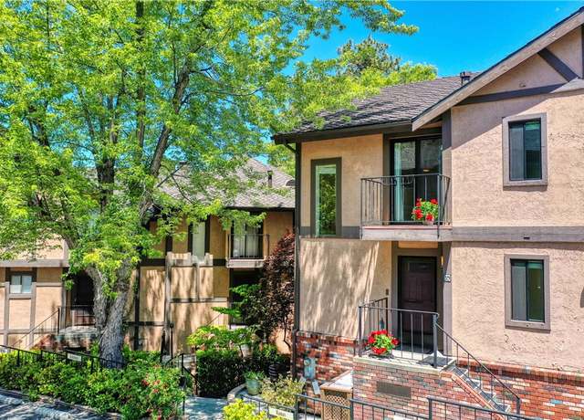 Property at 184 State Hwy 173, Unit 10, Lake Arrowhead, CA 92352, 4 beds, 3.5 baths