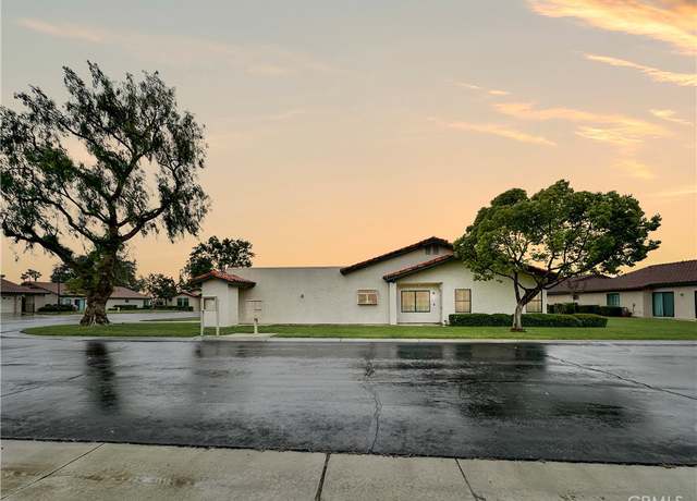 Property at 1072 Moon Shadow Ct, Hemet, CA 92545, 2 beds, 2 baths
