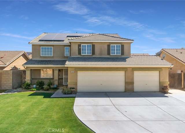 Property at 12303 Midtowne Dr, Bakersfield, CA 93312, 5 beds, 2.5 baths