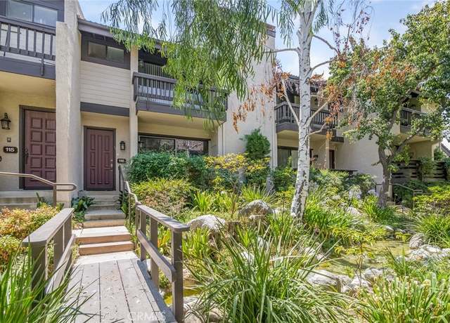 Property at 5711 Owensmouth Ave #116, Woodland Hills, CA 91367, 3 beds, 2.5 baths