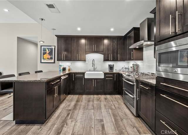 Property at 25603 Alicante Dr, Valencia, CA 91355, 2 beds, 2 baths