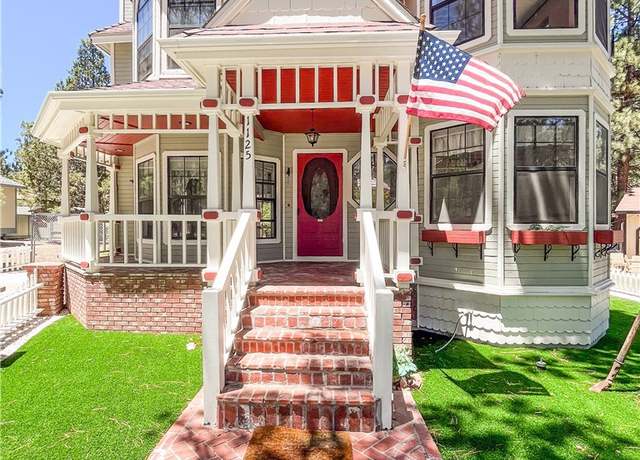 Property at 1125 Hemlock Ln, Big Bear City, CA 92314, 3 beds, 2.5 baths