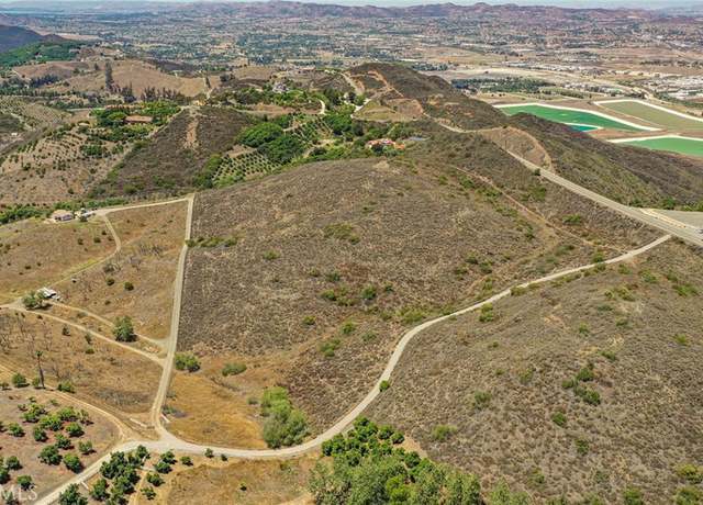 Property at 888 Via Vueltas, Temecula, CA 92590