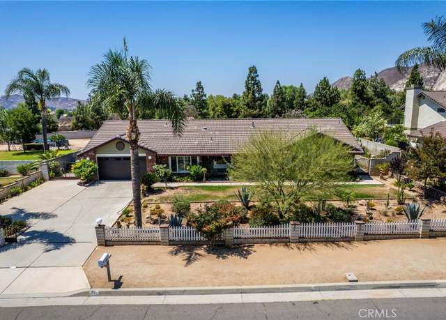 Property at 6880 27th St, Jurupa Valley, CA 92509, 4 beds, 3 baths