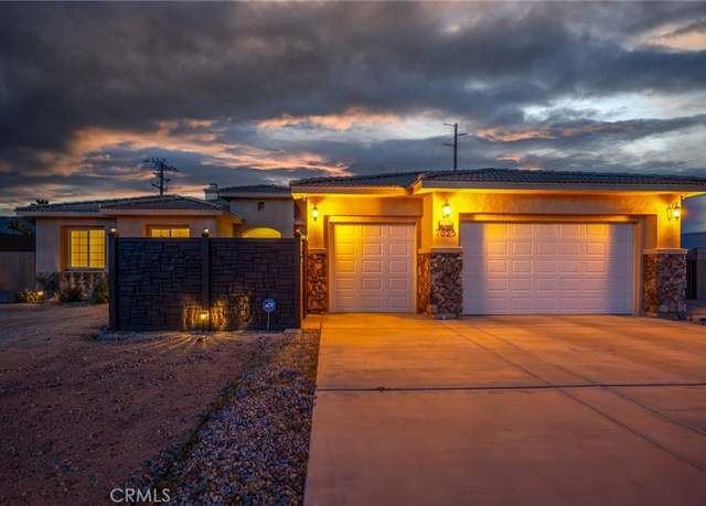 Property at 7625 Pinon Dr, Yucca Valley, CA 92284, 4 beds, 3 baths