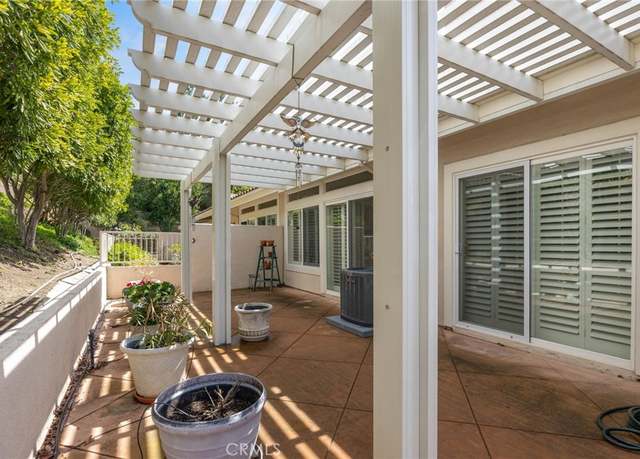 Property at 28955 Paseo Sabatini, Mission Viejo, CA 92692, 2 beds, 2 baths