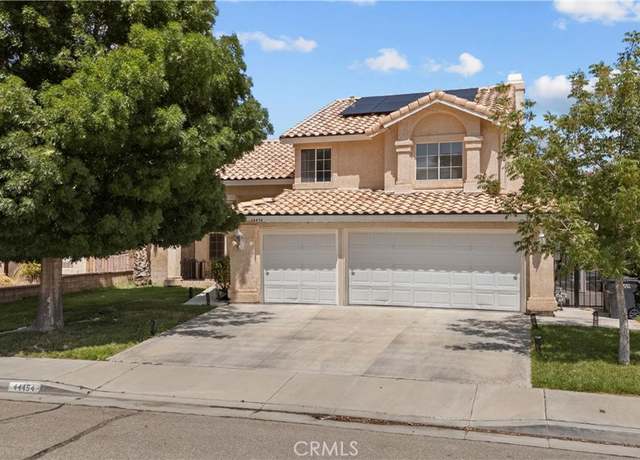 Property at 44454 Tarragon Dr, Lancaster, CA 93536, 3 beds, 2.5 baths