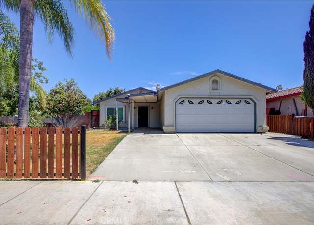 Property at 402 La Mesa St, Merced, CA 95341, 5 beds, 1 bath