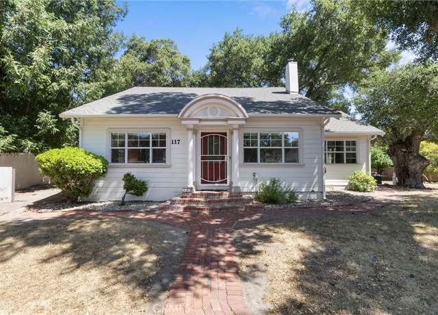 Property at 117 17th St, Paso Robles, CA 93446, 4 beds, 3 baths