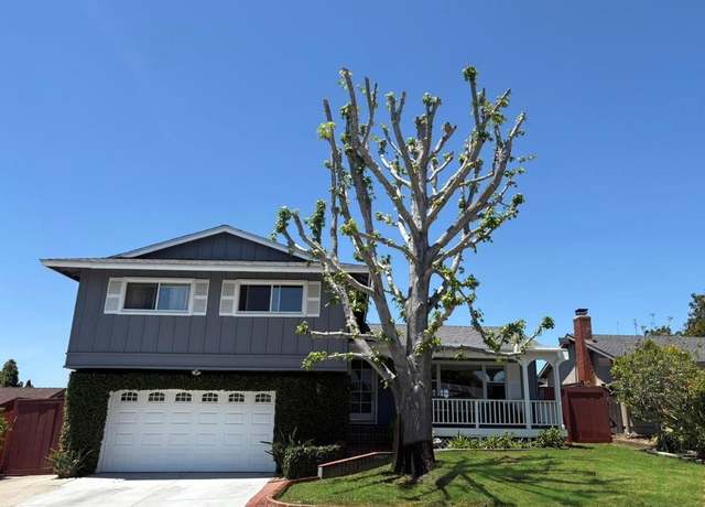 Property at 6172 Tamilynn St, San Diego, CA 92122, 3 beds, 2.5 baths
