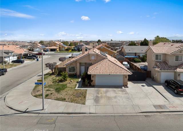 Property at 37144 Pine Valley Ct, Palmdale, CA 93552, 4 beds, 2 baths