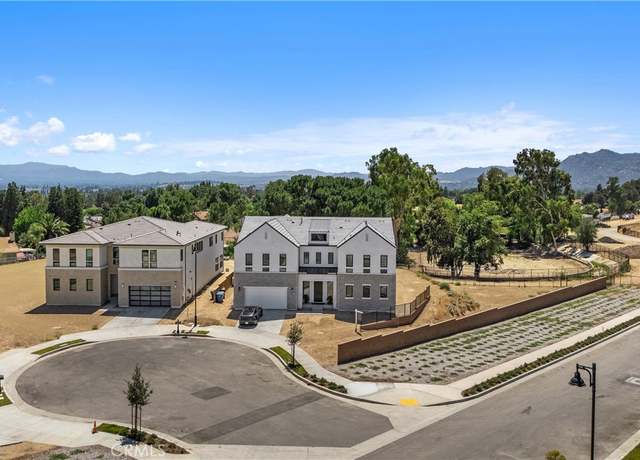 Property at 11091 Woodcrest Ct, Chatsworth, CA 91311, 5 beds, 5.5 baths