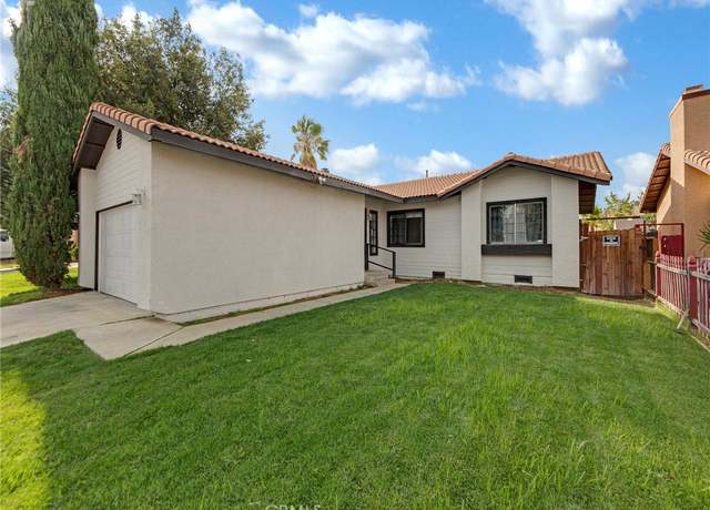 Property at 2261 Mark Ave, Palmdale, CA 93550, 3 beds, 2 baths