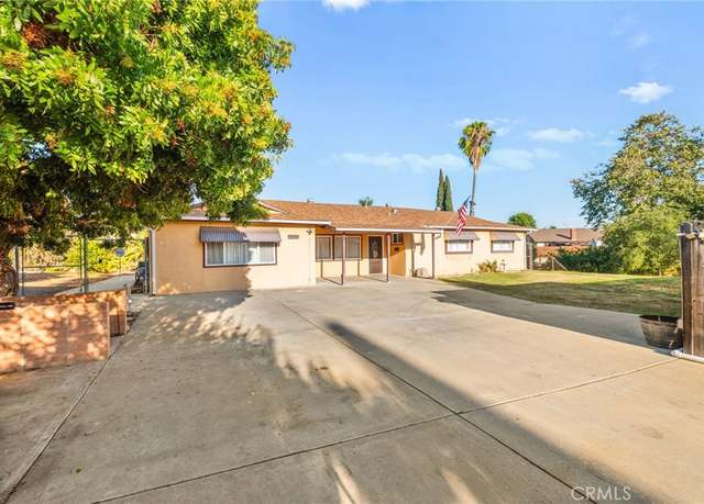 Property at 9717 Carita Ct, Santee, CA 92071, 4 beds, 2 baths