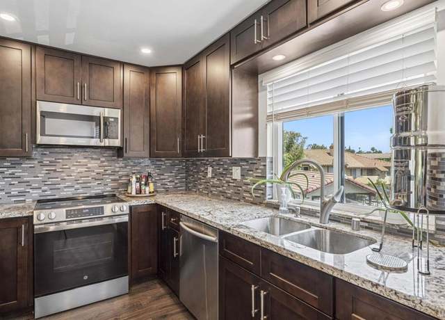 Property at 955 Postal Way #58, Vista, CA 92083, 2 beds, 1.5 baths