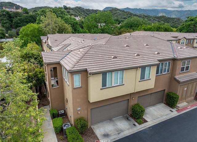 Property at 25102 Goodrich Ct, Stevenson Ranch, CA 91381, 2 beds, 2 baths