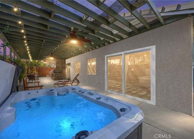 Property at 5510 Edge Water Ct, Bakersfield, CA 93312, 3 beds, 2 baths