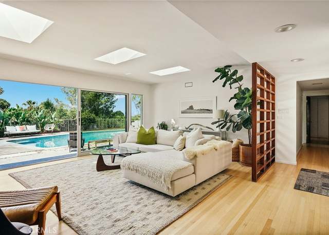 Property at 34 Shady Vista Rd, Rolling Hills Estates, CA 90274, 4 beds, 3 baths