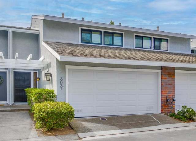 Property at 8037 Caminito Mallorca, La Jolla, CA 92037, 3 beds, 2.5 baths