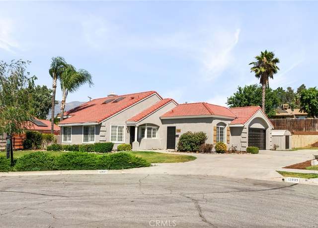 Property at 12825 Poppy Ct, Yucaipa, CA 92399, 3 beds, 2 baths