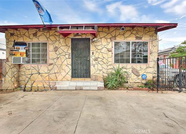 Property at 1233 W 60th St, Los Angeles, CA 90044, 8 beds, 6 baths